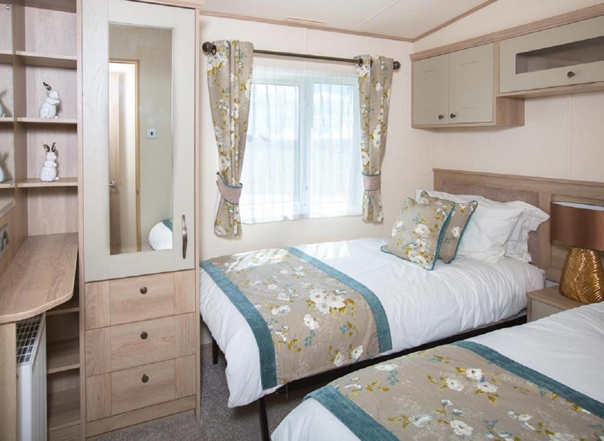 Newperran Holiday Park New Quay Eksteriør billede