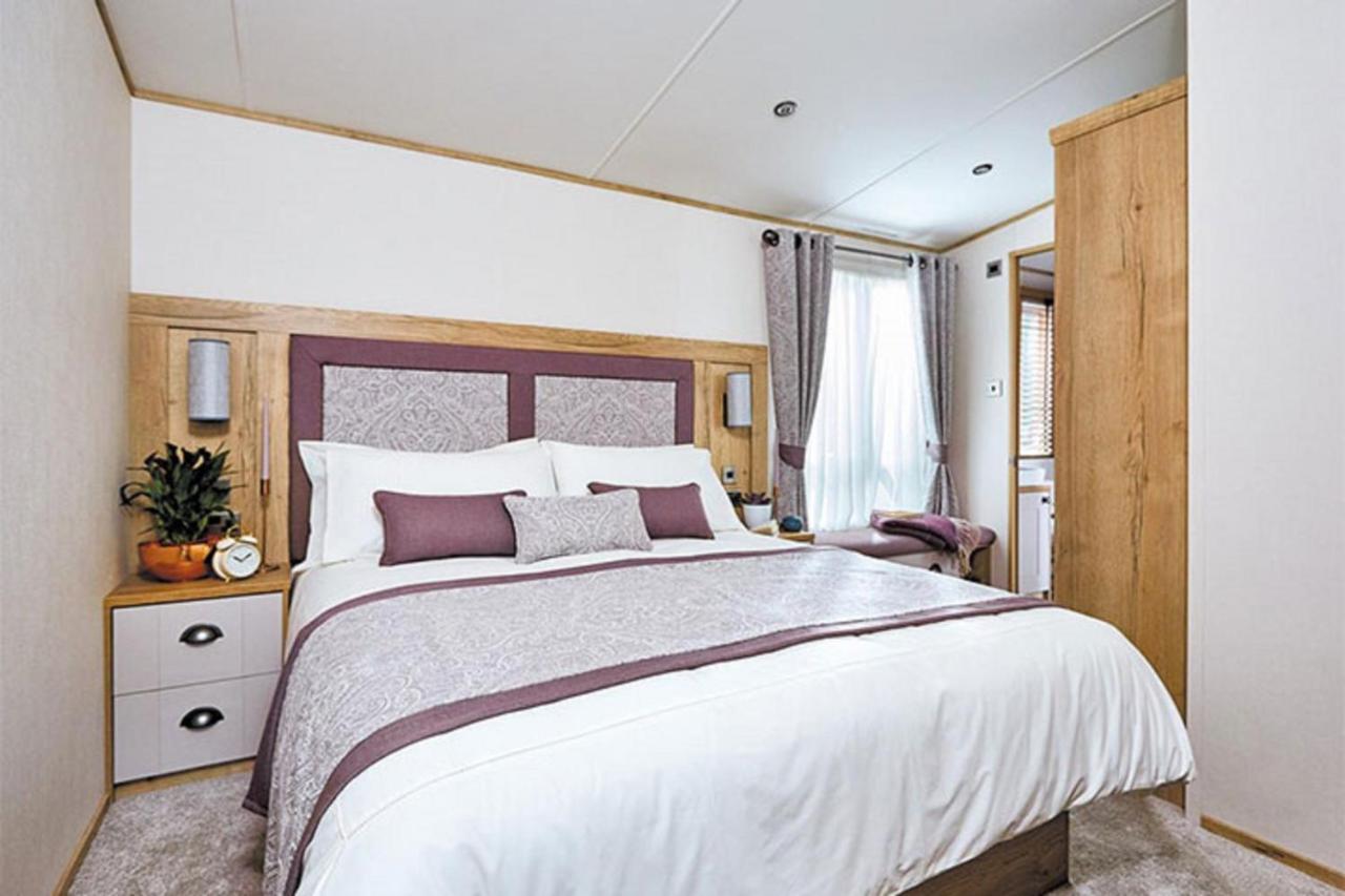 Newperran Holiday Park New Quay Eksteriør billede