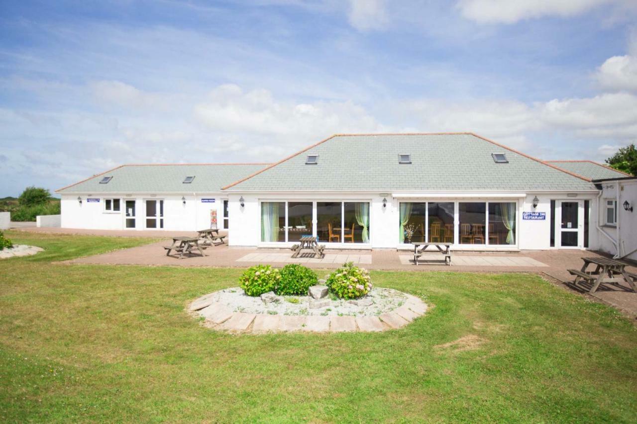 Newperran Holiday Park New Quay Eksteriør billede